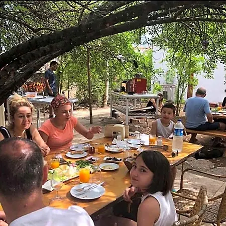 Szálloda Sekerbahce